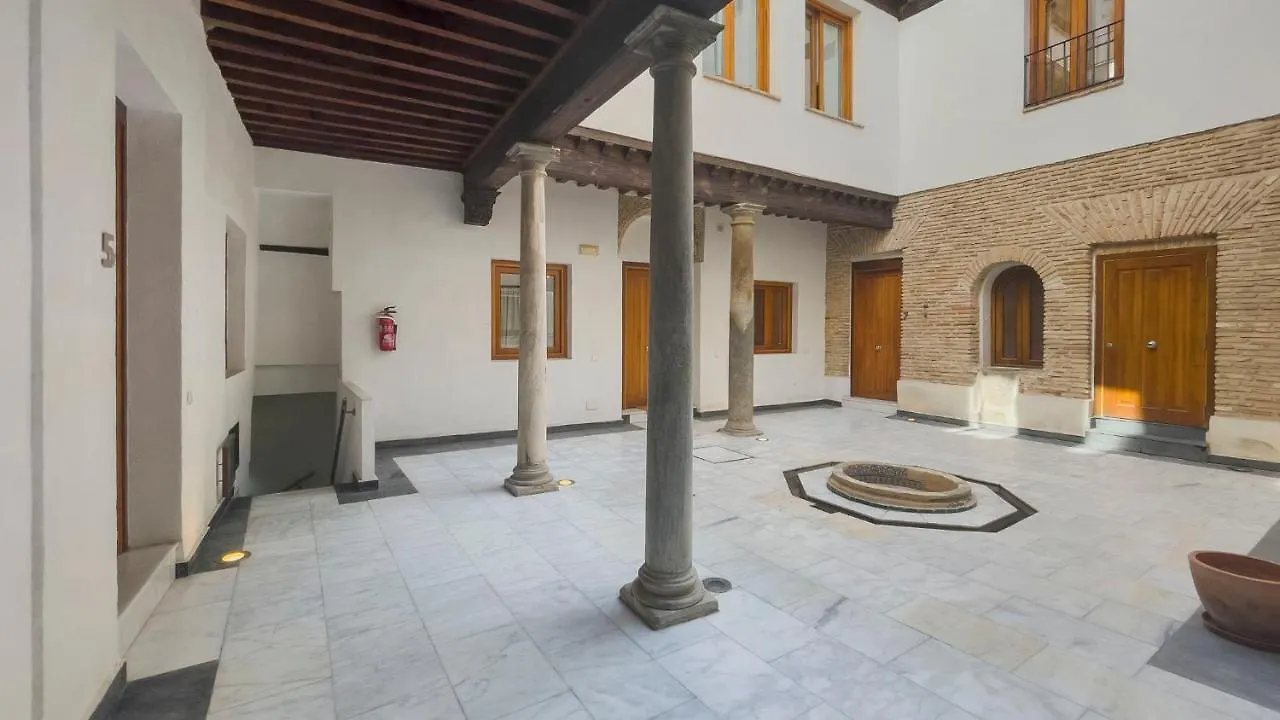 El Patio Del Regidor - Apartamentos Aloha Toledo
